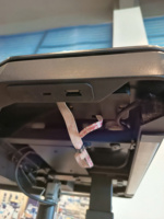 Bureau électrique moderne à hauteur réglable avec plateau en verre, éclairage LED, USB Type C, bureau debout pour la maison et le bureau