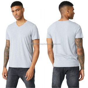Camiseta de Bambú con Cuello en V Personalizada para Hombre, Fabricantes de Ropa Masculina al por Mayor, Camiseta de Alta Calidad de Bambú y Elastano para Hombre - Product Image 4