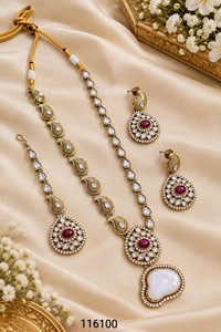 Ensemble de bijoux Kundan Mehendi indien traditionnel, collier plaqué or antique avec boucles d'oreilles et Maang Tikka pour les mariées, pour femmes - Product Image 4