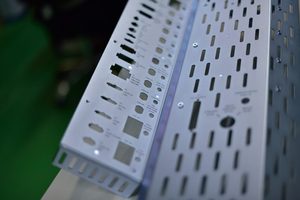 Pièces détachées pour machines CNC, traitement de surface par revêtement en poudre, directement de l'usine EETIUM - Product Image 6