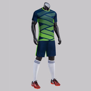 Ensemble de maillot d'entraînement de gardien de but en polyester personnalisé de haute qualité, haut élégant à manches courtes, nom personnalisé, tenue de football d'équipe - Product Image 3