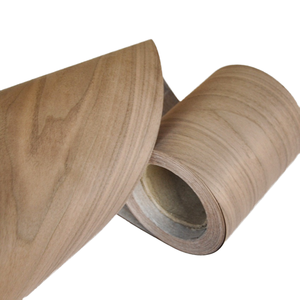 Vente directe usine : Placage de chêne blanc reconstitué écologique 2440*1220*3.5mm pour façades de portes d'hôtel et armoires - Product Image 2