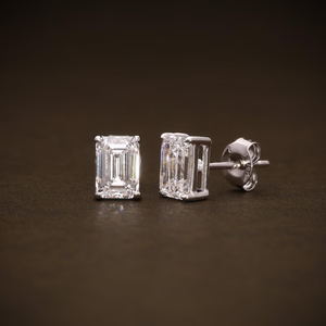 Pendientes de Diamante Cultivado en Laboratorio para Novia, Corte Esmeralda, 2.14CT de Peso Total, D VVS2, Certificado IGI, Joyería Elegante - Product Image 1