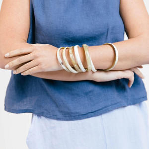 Most and Hot Sell Buffalo Horn <b>Bracelet</b> Used to create versatile and natural looking statement pieces and <b>stacked</b> bangles. - Product Image 3