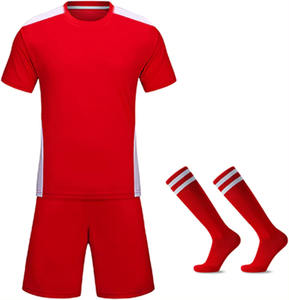 Ensemble de maillots de football rouge avec chaussettes, logo personnalisé, pour jeunes et adultes, vêtements d'équipe en gros, uniforme de football - Product Image 1