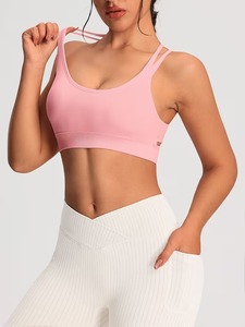 Soutien-gorge de sport sans couture pour femmes |   Débardeur de yoga à double bretelle croisée dans le dos |   Soutien-gorge de sport respirant en maille à découpes avec coussinets - Product Image 3