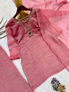 Conjunto de Salwar Kameez de 3 Piezas con Bordado Étnico Indio Moderno en Color Rosa para Mujer, Marca LD CREATION |   Ropa Festiva Elástica y Sin Arrugas para Fiestas - Product Image 5