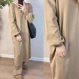 Abaya de Luxe Moderne et Décontractée pour Femme, Style Dubaï, Élégante et Modeste, pour Usage Quotidien, Longue, Manches Longues, Respirante - Product Image 4