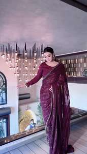 Sari de Seda Kasturi Estilo Bollywood Indio con Lentejuelas, Hilo y Trabajo Dori, y Blusa de Satén Japonés con Trabajo de Lentejuelas - Product Image 4