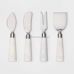 Ensemble de couteaux à fromage avec manche en marbre blanc argenté (4 pièces) – Spatule et fourchette en acier inoxydable – Vente en gros – Décoration de cuisine – Articles d'outillage personnalisés - Product Image 1