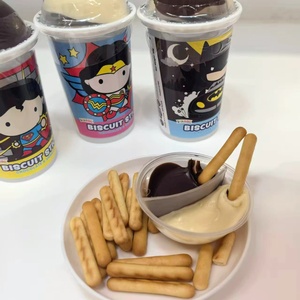 Biscotti a Bastoncino per Bambini Personalizzati all'Ingrosso, Deliziosi Biscotti con Crema al Cioccolato e Salsa al Cioccolato - Product Image 3