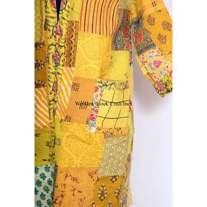 Robe kimono artisanale indienne en soie imprimée florale, respirante, patchwork, style bohème, grande taille, longueur genou, pour se détendre et dormir - Product Image 4