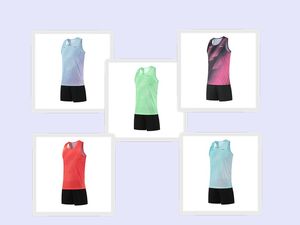 Conjunto Deportivo Cómodo para Atletismo de Verano, Uniforme para Correr al Aire Libre y Gimnasio, con Logotipo Personalizado, 100% Poliéster, Absorbente de Humedad - Product Image 1