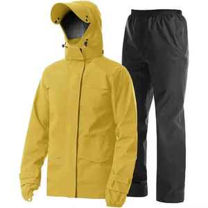 Traje Impermeable Universal para Adultos, Chaqueta Amarilla con Capucha y Pantalones Negros para Senderismo y Camping al Aire Libre - Product Image 1