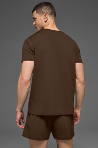 T-shirt décontracté uni pour homme, manches courtes, col rond, coton respirant, confortable pour tous les jours - Product Image 4