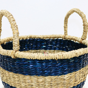 Panier de rangement rond moderne multifonction en jonc de mer rayé, tressé, écologique, fait main, avec poignées - Product Image 3