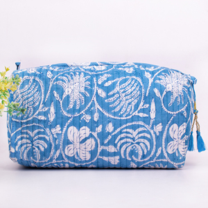 Nouvelle collection été : Ensemble de trousses de maquillage matelassées réutilisables à imprimé floral, pochettes portables en coton avec fermeture éclair pour le voyage - Product Image 2