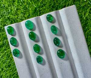 Esmeralda Zambiana Natural Certificada, Gema Suelta de 9.25 Quilates, Forma Ovalada Cabochon, Buen Color, Lote de 11 Piezas de 5x4 a 7x5 mm - Product Image 1