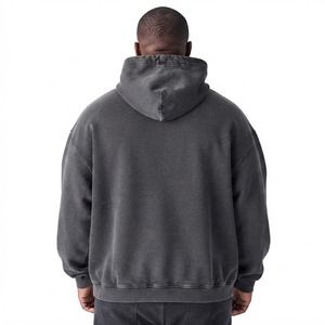Sweat-shirt à capuche surdimensionné pour homme en polaire, couleur unie, poche kangourou, manches classiques, vêtement décontracté pour l'automne - Product Image 2