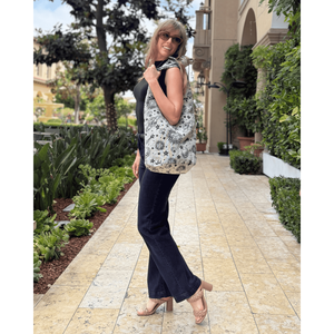 Borsa Hobo da Donna con Stampa Celestiale - Product Image 5