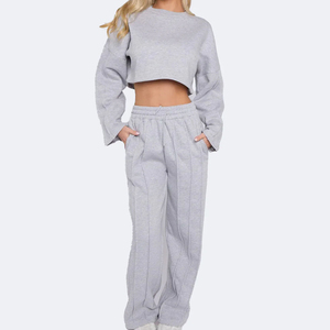 Find similar icon Custom High Quality 2023 OEM Custom logo Crop Sweatshirts Training Sweatshirt Clothes Set Women Tracksuit - Product Image 5