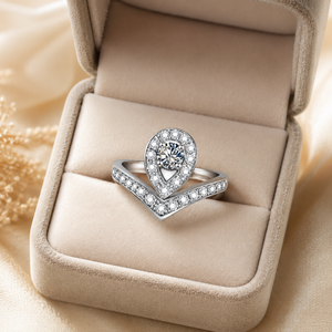 Bague de fiançailles en or blanc 14 carats avec halo de diamants ronds et en forme de poire, 1/2 CTW |   Bague en forme de V pour femme, bijoux fins, cadeau élégant - Product Image 4