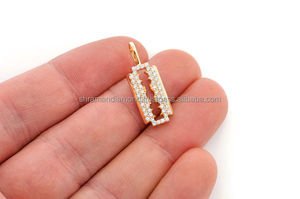 Trendy 10K <b>Solid</b> <b>Gold</b> Unique Iced Small Double Edge Razor Blade <b>Pendant</b> Custom Fine Jewelry with Natural Diamond <b>Pendants</b> Charms - Product Image 6