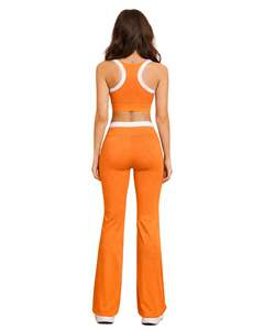 Ensemble de sport personnalisé pour femme : soutien-gorge contrastant orange et blanc et pantalon évasé taille haute extensible pour yoga, fitness et gym – Vente en gros OEM personnalisée - Product Image 2