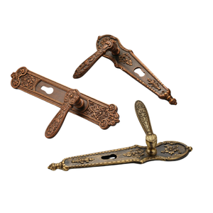 ชุดมือจับประตูทองเหลืองพรีเมียมพร้อมชุดล็อคแบบฝัง |   มือจับประตูหรูหราสำหรับประตูภายใน |   ฮาร์ดแวร์สำหรับตกแต่งภายในโรงแรม - Product Image 1