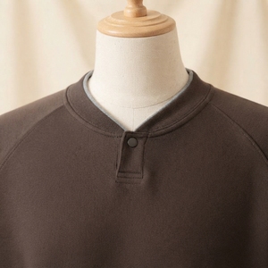 Sweat-shirt à manches longues pour homme, couleur marron foncé, col boutonné, style décontracté, couleur unie - Product Image 5