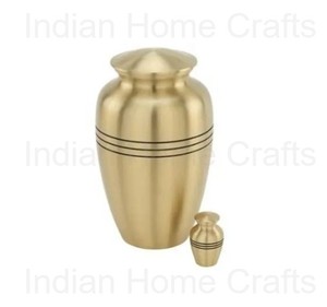 Urna Funeraria de Latón Dorado, Recuerdo de Cenizas, Recipiente Decorativo Conmemorativo, Impresión Personalizada - Artesanía India - Product Image 2