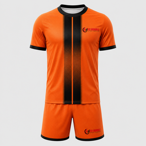 Ensemble de maillot et short de football unisexe Fly Humble Sportswear noir et rouge rayé, respirant, à manches courtes, coupe athlétique, toutes saisons - Product Image 6