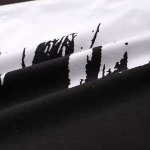 T-shirt personnalisé pour homme, imprimé abstrait noir et blanc, manches courtes, col rond, streetwear décontracté, fabricant en gros - Product Image 5