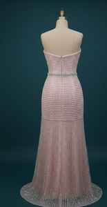 Robe de soirée de luxe pour femmes de qualité supérieure, brodée avec des travaux de broderie lourds, pour mariage ou fête, disponible à un bon prix - Product Image 5