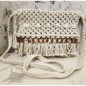 Bolso de ganchillo hecho a mano de fibra natural con patrón de Mandala en espiral y bolso de hombro bohemio redondo con cuentas de concha con borla decorativa - Product Image 6