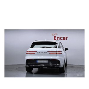 Genesis GV70 2024 2.5T Gasolina 2WD con 7,628 km, Caja de Cambios Automática, Asientos de Cuero, Volante a la Izquierda, Cámara Trasera - Product Image 4