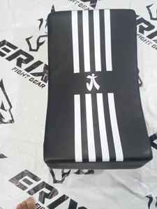 เป้าซ้อมเตะโค้ง Erix สีดำ ทำจากพลาสติก PU ทนทาน สำหรับมวยไทย MMA ฝึกซ้อมชกมวย - Product Image 2