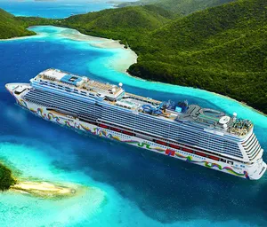 Modèle de bateau de croisière Norwegian Encore (Breakaway Plus Class) sur mesure - Norwegian Cruise Line - 76,2L x 2,54L x 2,54H cm - Product Image 4