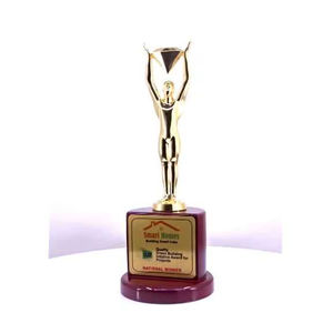 Trophée de l'Excellence en Or, Statuette de Récompense, Prix de Reconnaissance d'Entreprise, Prix du Champion National - Product Image 1