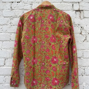 Camisa con botones y estampado floral para mujer, manga larga, informal, primavera, verano, corte regular, blusa estampada verde y rosa - Product Image 4