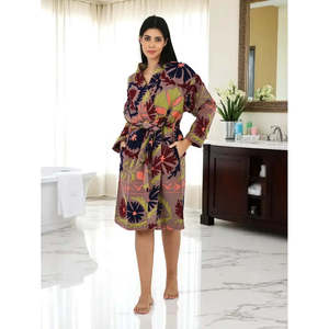 Chaqueta tipo túnica de algodón para mujer, estilo bohemio gitano, con frente abierto, bordado a mano Suzani, para ropa de resort. - Product Image 2