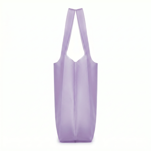 Sac fourre-tout tendance Rootsmen en TPU avec logo gaufré personnalisable, poignée d'épaule et ouverture supérieure pour les boutiques et la salle de sport - Product Image 5