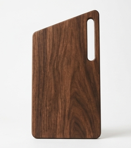 Planche de service de luxe en bois de manguier à plateau incliné, planche à découper géométrique moderne avec poignée longue - Product Image 1