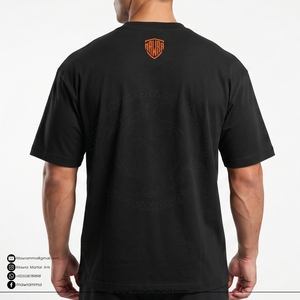 เสื้อยืดแขนสั้นสีดำสำหรับผู้ชาย ทรงหลวม ผ้าฝ้ายเจอร์ซีย์ 100% พิมพ์ลาย ดีไซน์วินเทจ เป็นมิตรกับสิ่งแวดล้อม สวมใส่สบาย คอกลม - Product Image 2