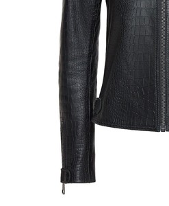 Veste en cuir véritable pour femme, motif croco gaufré, style motard, coupe ajustée, vêtement d'extérieur tendance pour femme, vente en gros - Product Image 2