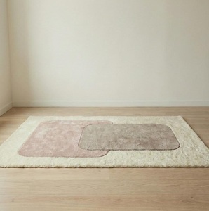Alfombra Moderna de Diseño Geométrico Superpuesto, Tejida a Mano, Suave y Minimalista para Sala de Estar, Dormitorio y Decoración del Hogar - Product Image 1