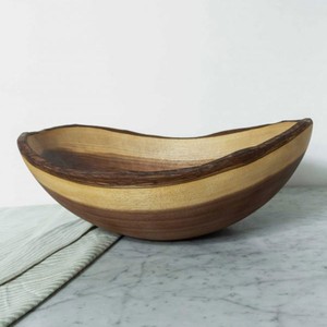 Tazón Ovalado de Madera de Cedro Hecho a Mano con Borde de Corte Natural - Venta al por Mayor - Product Image 2