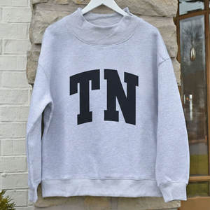 Sweat-shirt brodé en molleton surdimensionné, style streetwear hivernal, respirant, en tissu tricoté, doublé, avec logo frontal, col montant, pour le printemps - Product Image 1