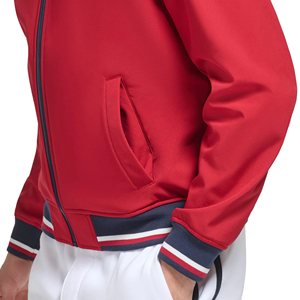 Chaquetas Varsity de Béisbol Personalizadas para Hombre, con Letras Bordadas, Bolsillos Grandes, Mangas de Cuero, Color Rojo - Product Image 3