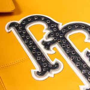 Blousons d'hiver en toile et cuir pour hommes avec col montant lavé, fermeture éclair, garniture en fourrure de mouton, respirants, grandes tailles, vente en gros - Product Image 4